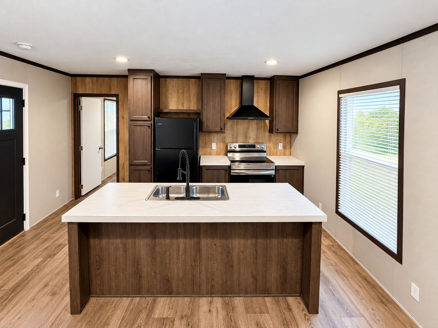 Lot #38 2022 Clayton MIYO