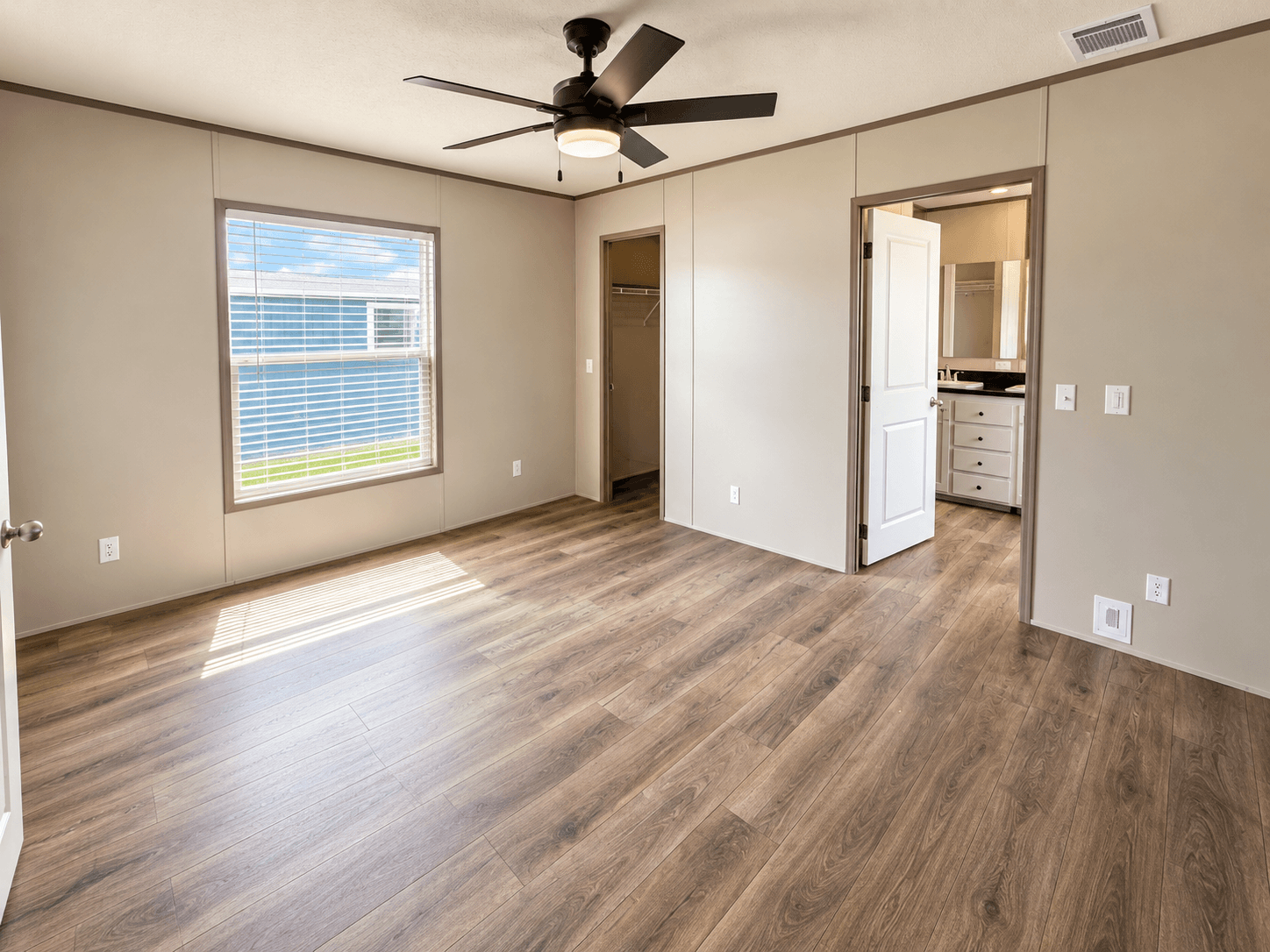 Lot #152 2027 Clayton Resolution J